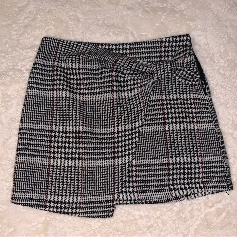 Forever21 Women’s Houndstooth Black White Bow Mini Skirt Size Medium - Picture 1 of 5
